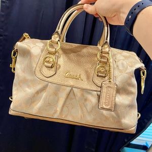 🌟AUTHENTIC Coach bag